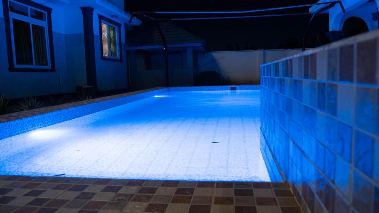 Luxury Beach Villa Inn ダル・エス・サラーム エクステリア 写真