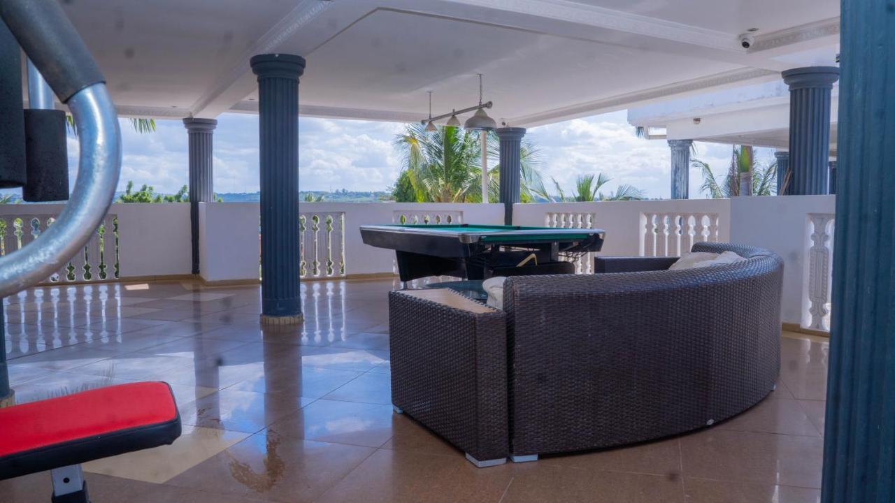 Luxury Beach Villa Inn ダル・エス・サラーム エクステリア 写真