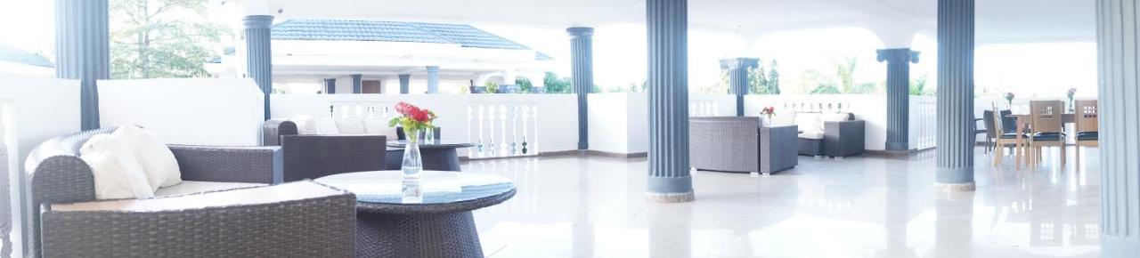 Luxury Beach Villa Inn ダル・エス・サラーム エクステリア 写真